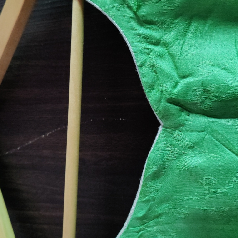 Pure Silk Patiala Suit - Picture 4 of 6